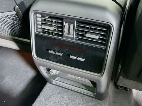 New 2025 Porsche Cayenne image 27