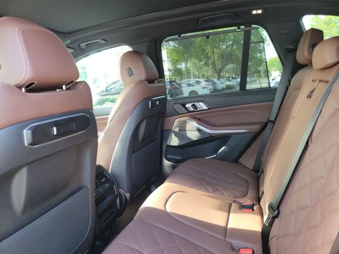 Used 2025 BMW X5 sDrive40i w/ Premium Package RWD image 12