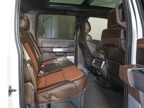 Used 2025 Ford F450 King Ranch w/ Snow Plow/Camper Package image 10