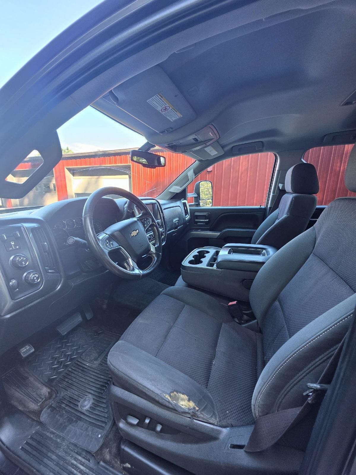 Used 2015 Chevrolet Silverado 2500 LT w/ LT Convenience Package AWD/4WD image 15
