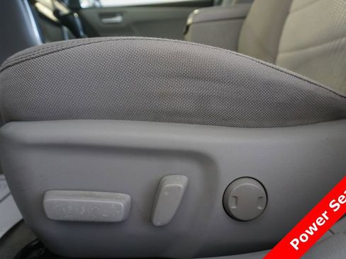 Certified 2017 Toyota Camry LE FWD image 7