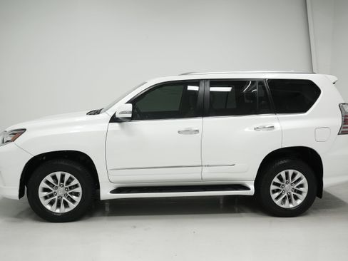 Used 2019 Lexus GX 460 Premium w/ Premium Package AWD/4WD image 7