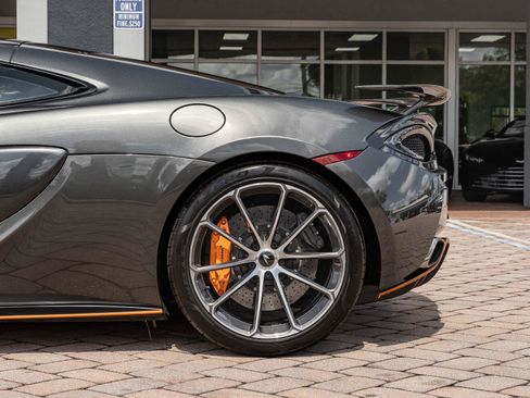 Used 2019 McLaren 570S RWD image 34