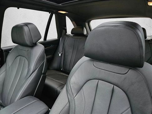 Used 2015 BMW X5 xDrive50i AWD/4WD image 9