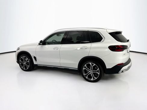Certified 2026 BMW X5 sDrive40i w/ Climate Comfort Package RWD image 7
