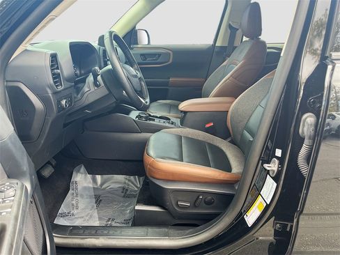 Used 2023 Ford Bronco Sport Outer Banks w/ Tech Package image 21