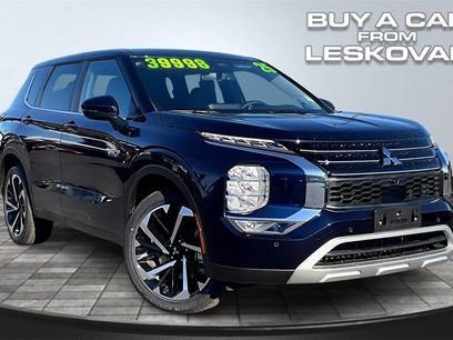 New 2025 Mitsubishi Outlander SE