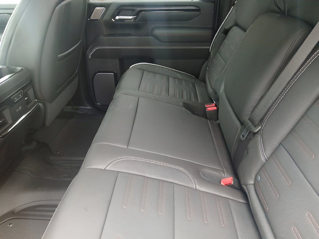 New 2026 GMC Sierra 2500 AT4X AWD/4WD image 18