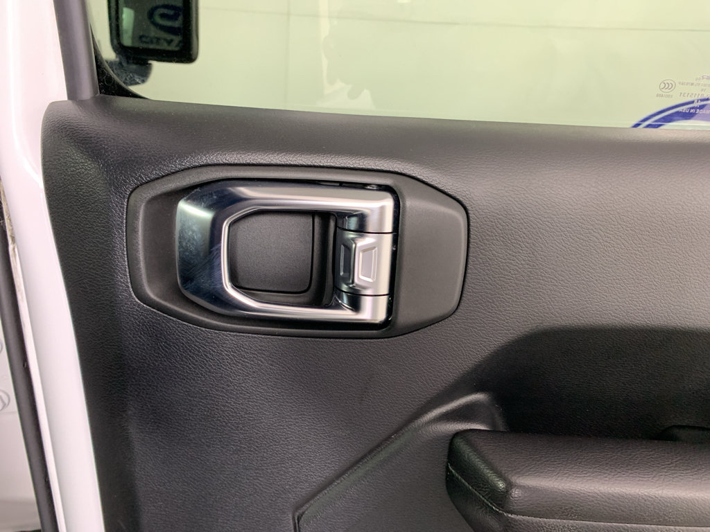 Used 2018 Jeep Wrangler Unlimited Sport S AWD/4WD image 36