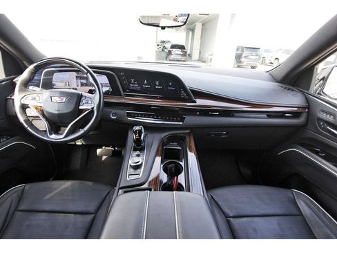 Certified 2023 Cadillac Escalade ESV Premium Luxury image 9