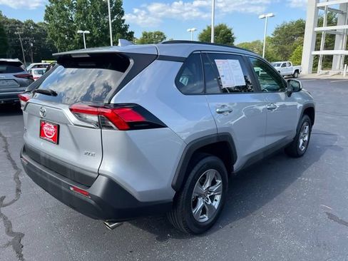 Used 2024 Toyota RAV4 XLE FWD image 7