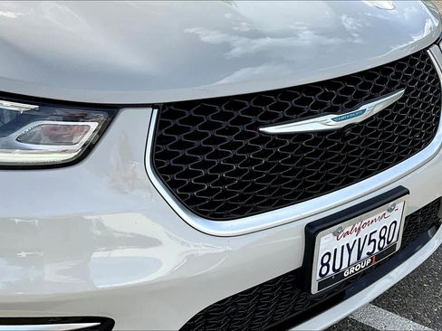 Used 2021 Chrysler Pacifica Pinnacle image 29