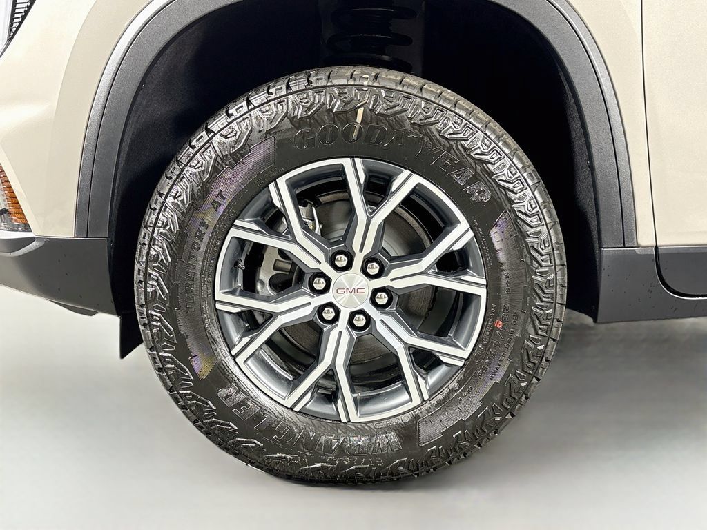 New 2026 GMC Acadia AT4 AWD/4WD image 32