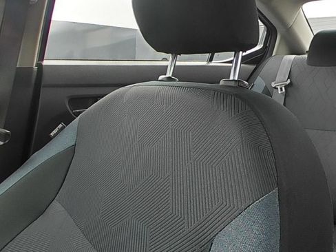 Used 2024 Nissan Versa SV FWD image 9