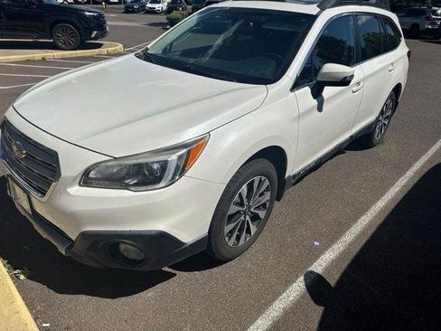Used 2016 Subaru Outback 2.5i Limited AWD/4WD image 2