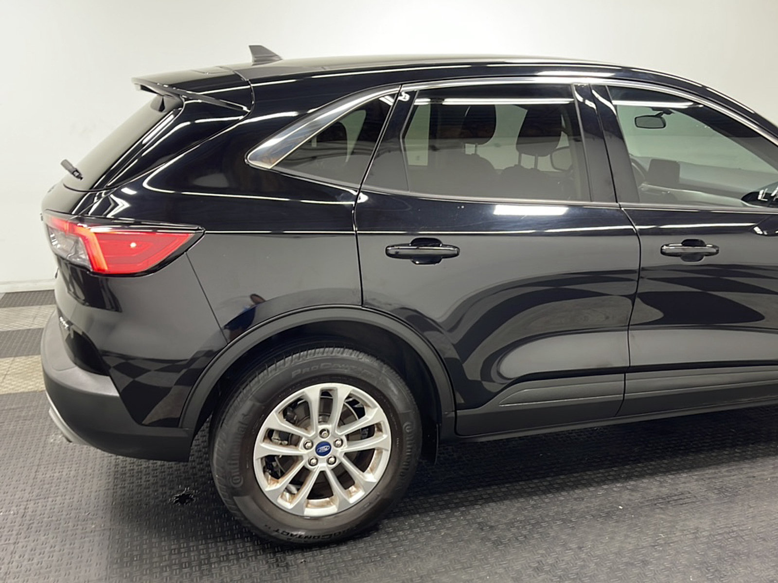 Used 2022 Ford Escape SE AWD/4WD image 21