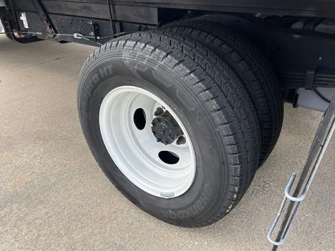 New 2024 Ford E-350 and Econoline 350 Super Duty w/ Power Windows & Locks Group image 17