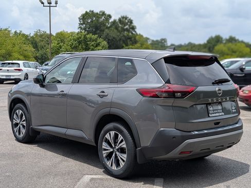 Used 2023 Nissan Rogue SV FWD image 7