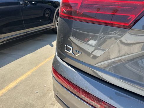Used 2019 Audi Q7 3.0T Prestige w/ Prestige Package AWD/4WD image 6