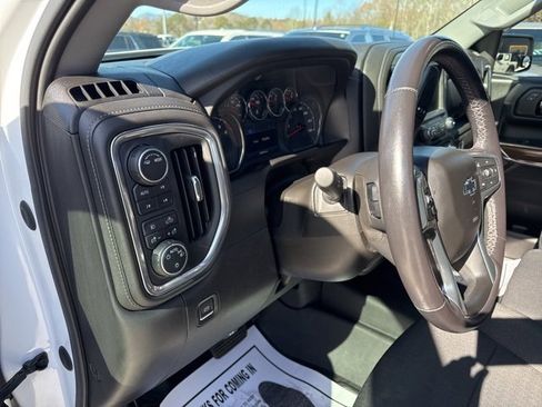 Used 2021 Chevrolet Silverado 1500 RST image 16