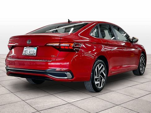 Used 2023 Volkswagen Jetta SEL image 16