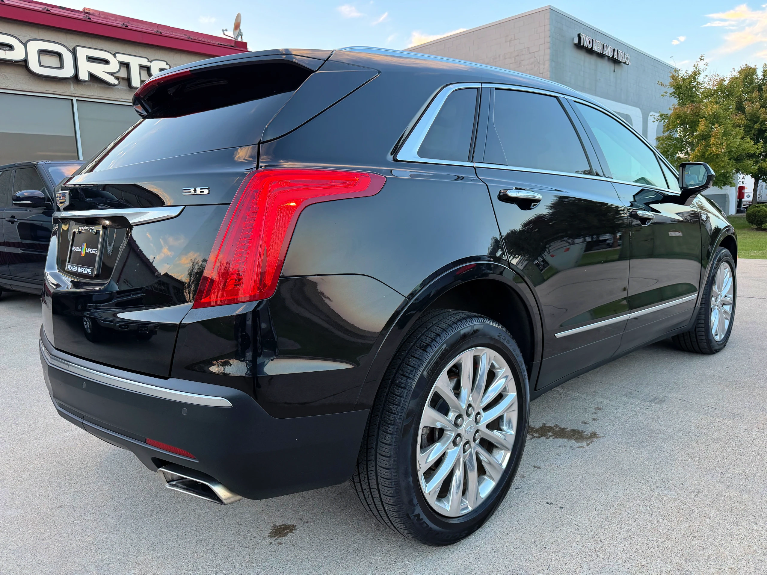 Used 2019 Cadillac XT5 Luxury AWD/4WD image 8