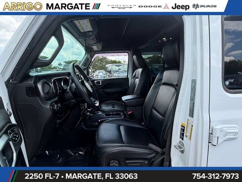 Used 2021 Jeep Wrangler Unlimited Sport AWD/4WD image 9