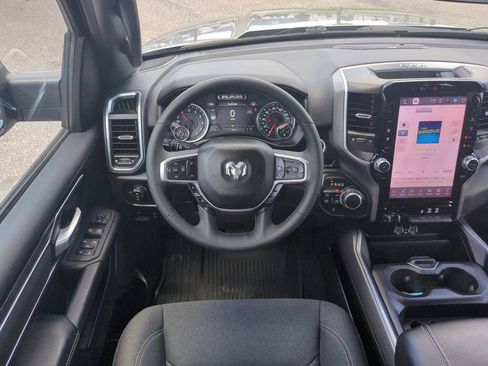 Used 2025 RAM 1500 Big Horn AWD/4WD image 18