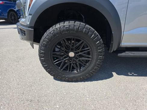 Used 2022 Ford F150 Raptor w/ Equipment Group 801A High AWD/4WD image 9