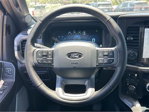 New 2025 Ford F150 Lariat w/ Equipment Group 502A High image 12