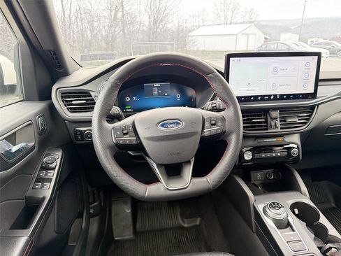 Used 2023 Ford Escape ST-Line Elite w/ Premium Technology Package image 24