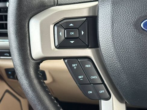 Used 2019 Ford F250 Lariat w/ Lariat Ultimate Package AWD/4WD image 27