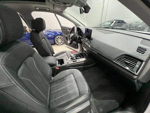 Used 2021 Audi Q5 2.0T Premium Plus w/ Premium Plus Package image 34