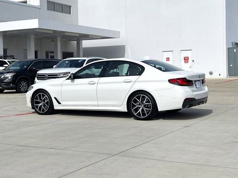 Used 2021 BMW 540i image 4