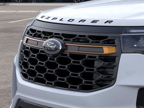 New 2026 Ford Explorer Tremor AWD/4WD image 32