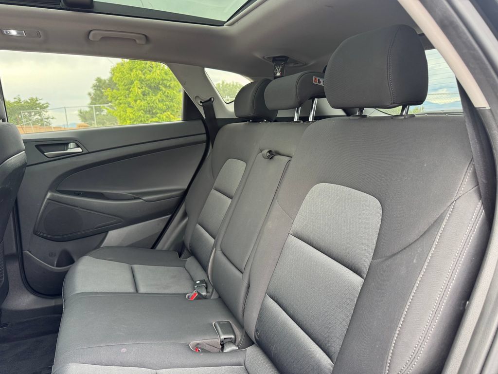 Used 2017 Hyundai Tucson Value AWD/4WD image 8