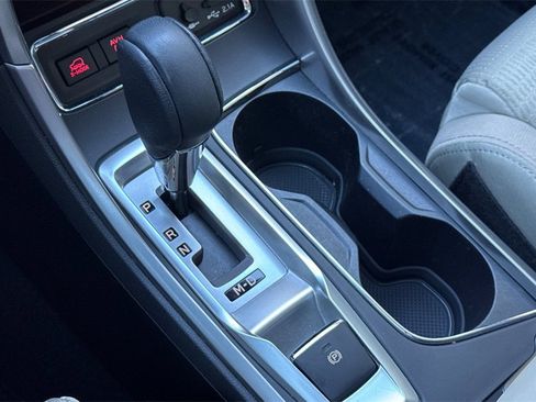 Used 2020 Subaru Ascent Premium w/ Convenience Package image 26