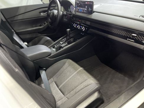 Certified 2025 Honda Accord Sport image 24