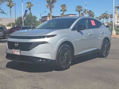 Certified 2025 Nissan Murano Platinum w/ Cargo Package AWD/4WD image 2