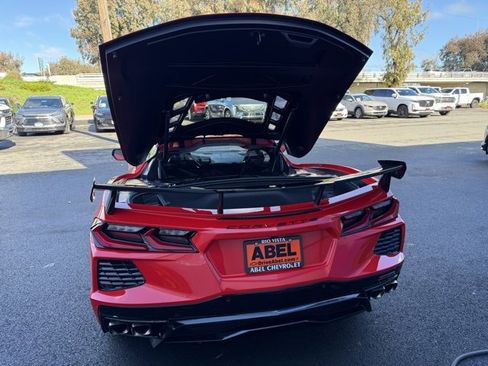 Used 2020 Chevrolet Corvette Stingray Premium Cpe w/ 3LT Preferred Equipment Group image 12