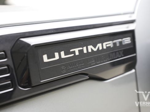 Used 2025 GMC Sierra 3500 Denali Ultimate AWD/4WD image 11