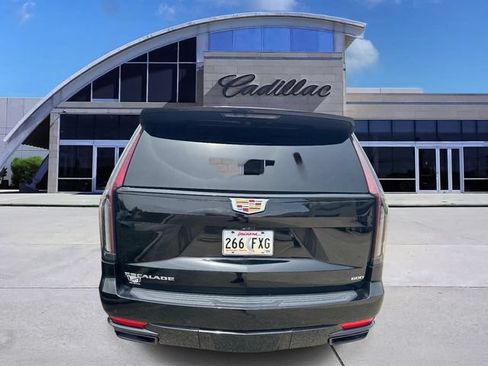Used 2023 Cadillac Escalade Sport w/ Touring Package AWD/4WD image 5
