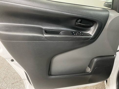 Used 2021 Nissan NV200 SV w/ Sliding Door Glass Package image 9