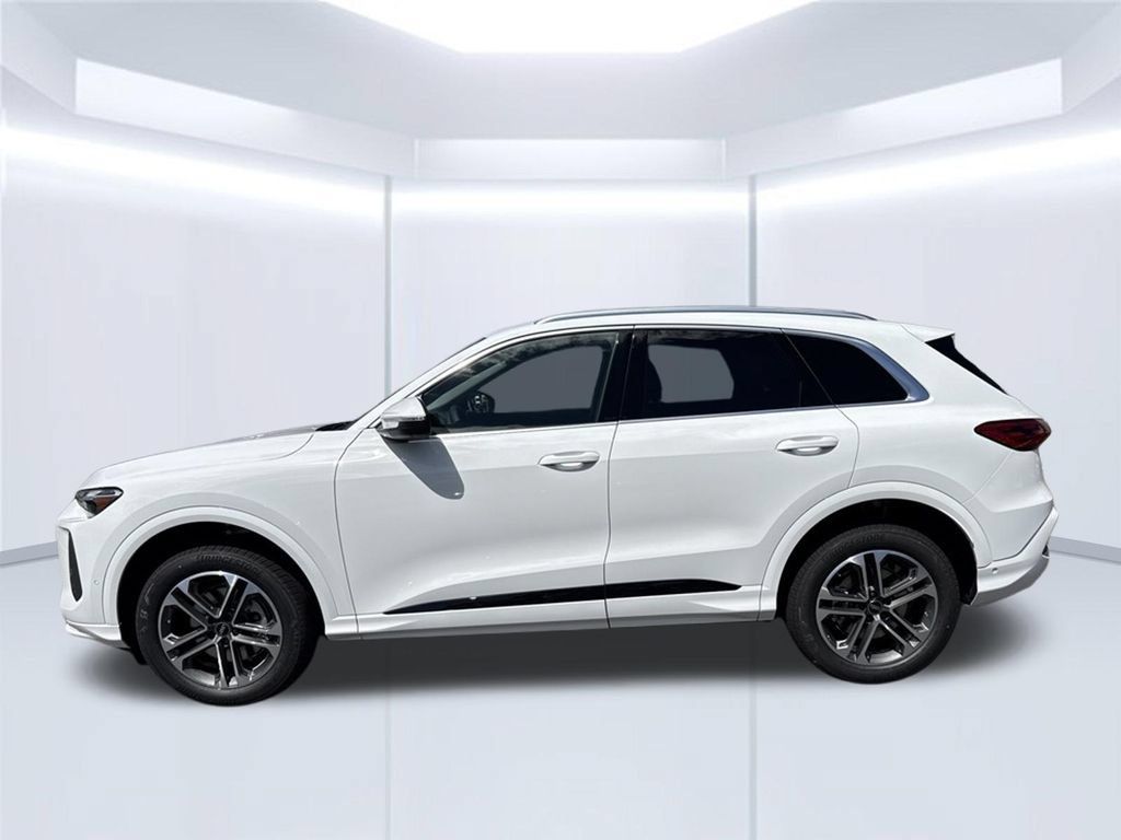 New 2026 Audi Q5 Premium AWD/4WD image 2