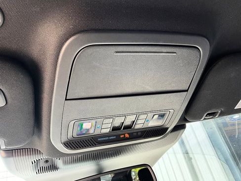 Used 2025 Ford Explorer ST w/ Sun And Sound Package AWD/4WD image 26