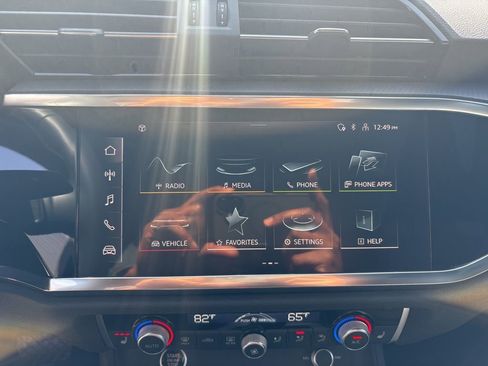 Used 2025 Audi Q3 2.0T Premium w/ Convenience Package image 20