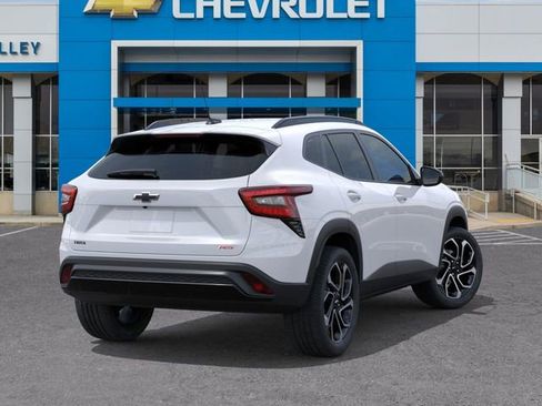 New 2026 Chevrolet Trax RS w/ Driver Confidence Package image 4