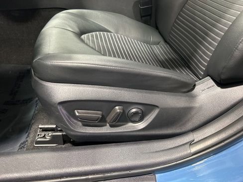 Used 2024 Toyota Camry SE image 27