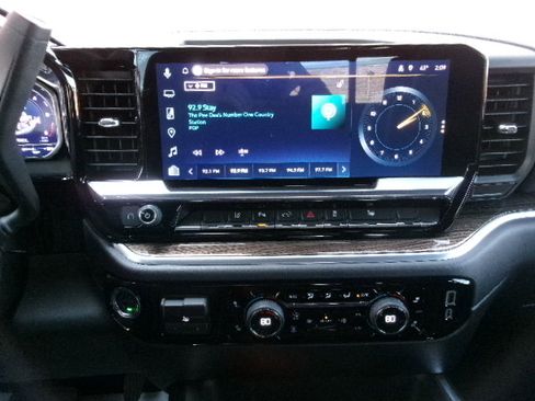 Used 2025 Chevrolet Silverado 2500 LT w/ All Star Edition image 25