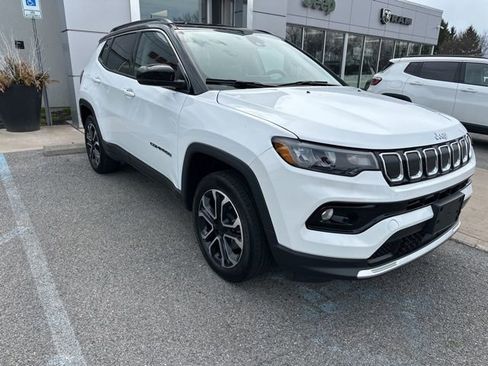 Certified 2022 Jeep Compass Limited AWD/4WD image 11